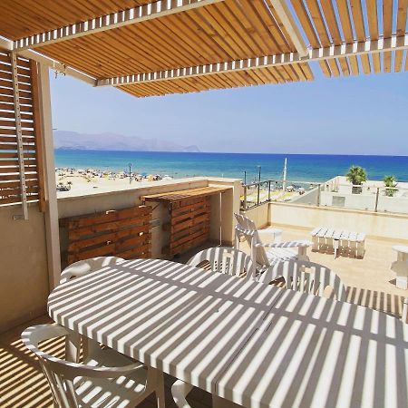 Tonnara Apartments ألكامو مارينا المظهر الخارجي الصورة